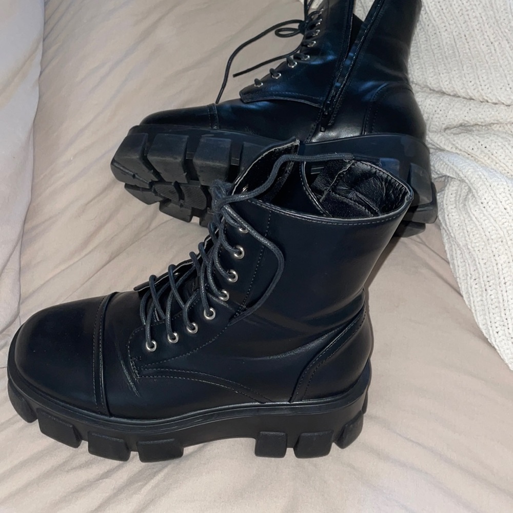 the most perfect combat boots
